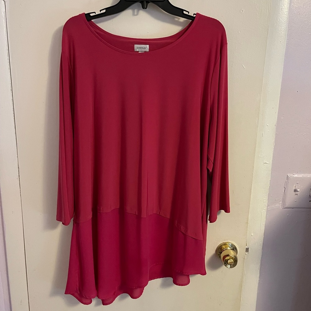 Hot pink Avenue 23/24
